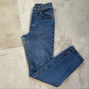 Vintage High-Waisted Levi’s Denim Size 24